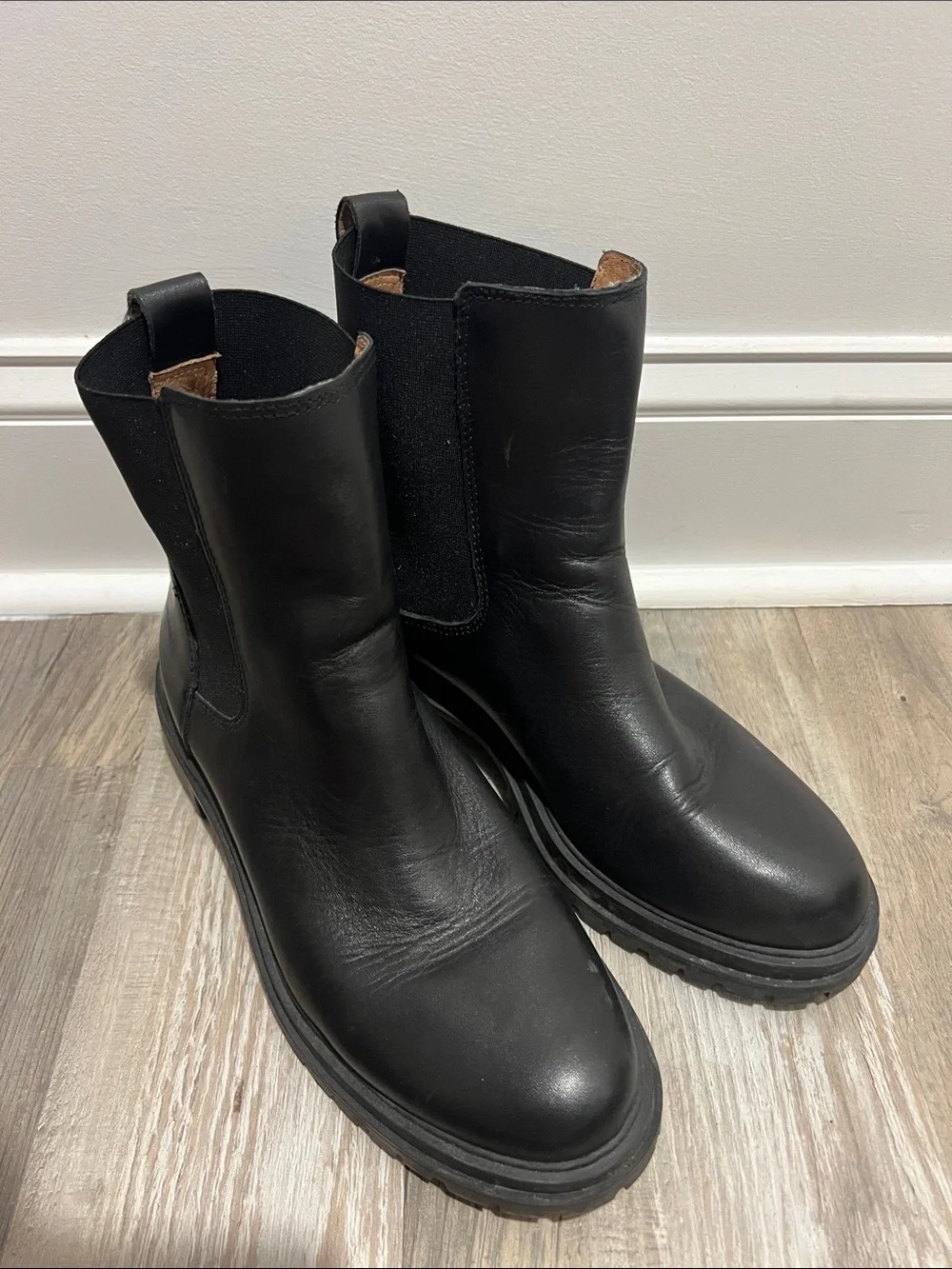 Madewell Black The Bradley Chelsea Lugsole Boots Size 10